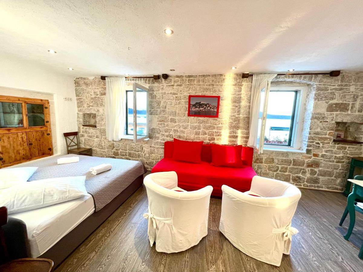 Apartments Trapula Шибеник Экстерьер фото