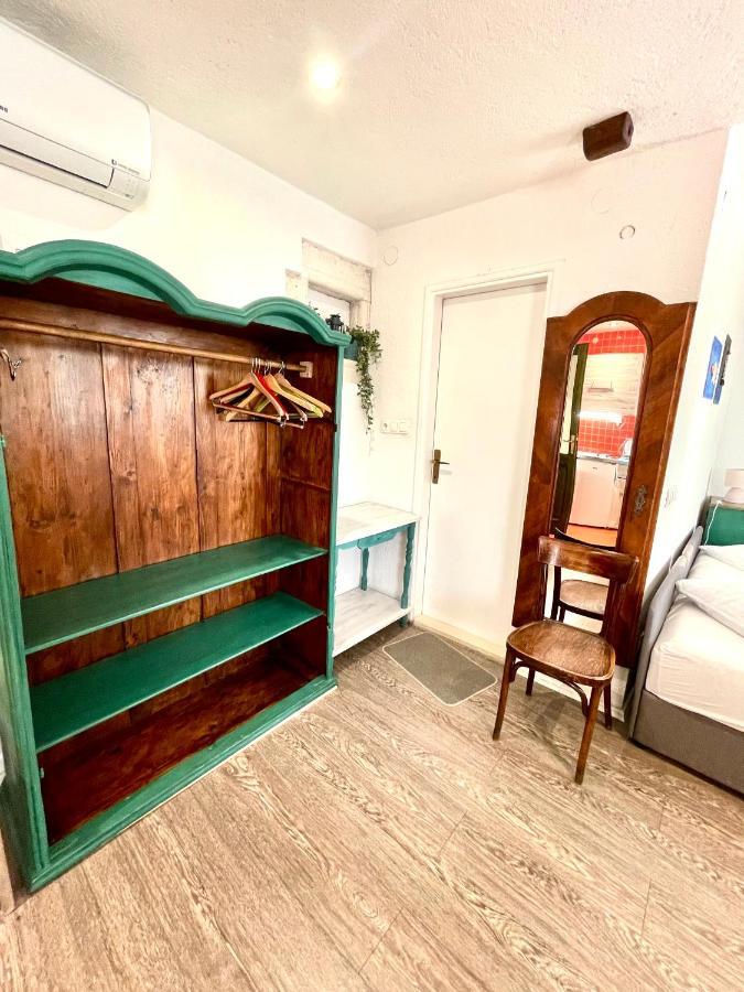 Apartments Trapula Шибеник Экстерьер фото
