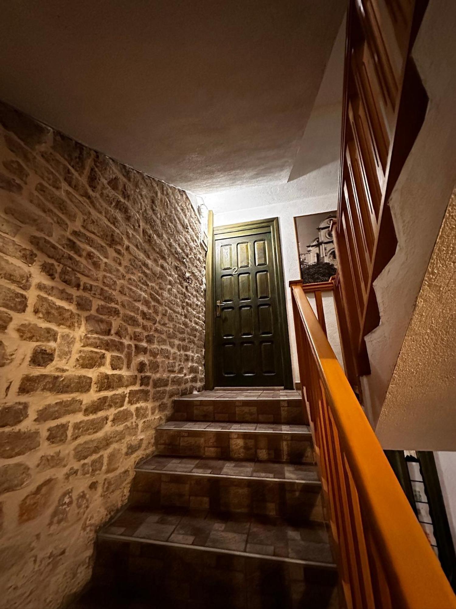 Apartments Trapula Шибеник Экстерьер фото