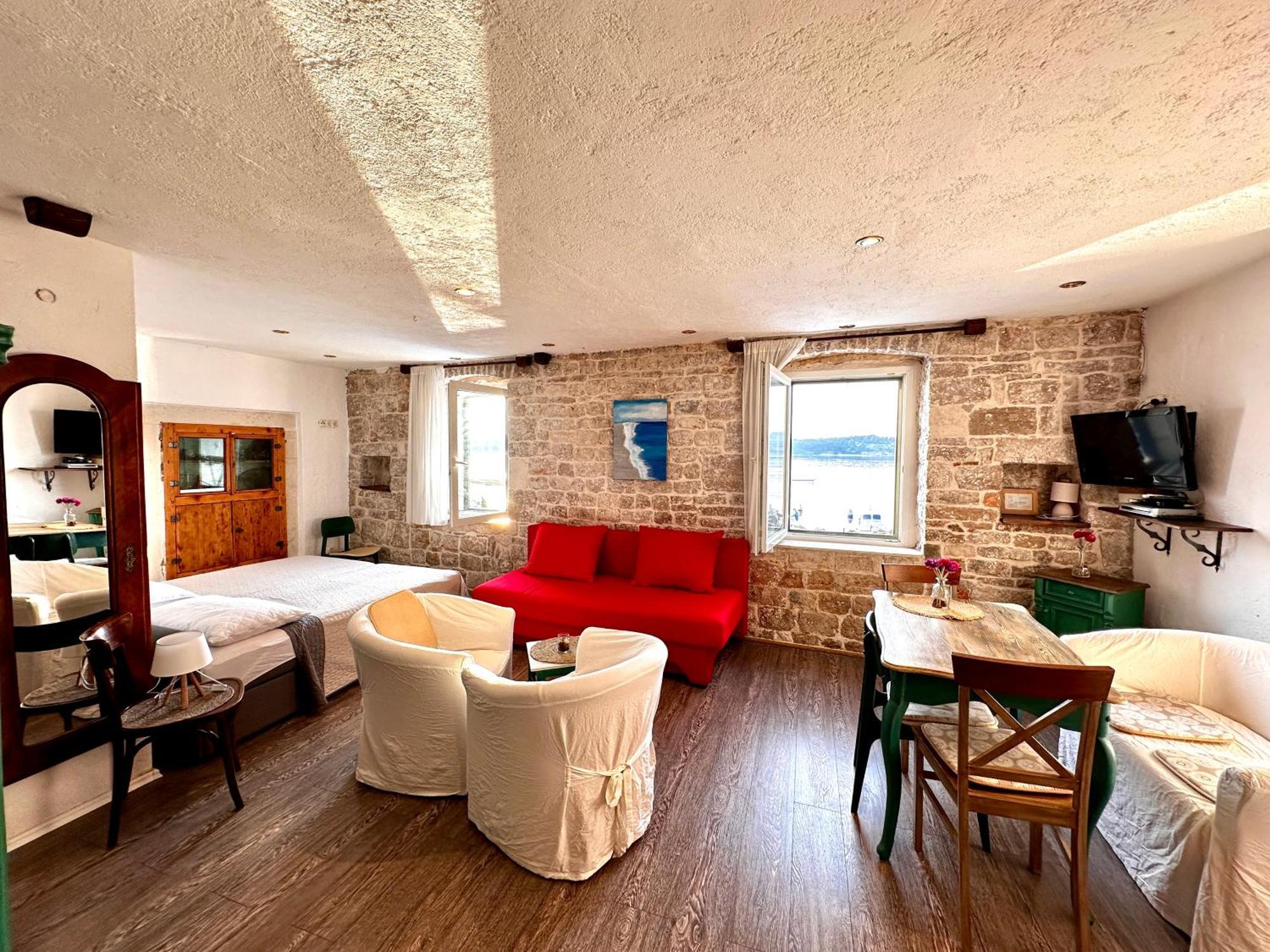 Apartments Trapula Шибеник Экстерьер фото